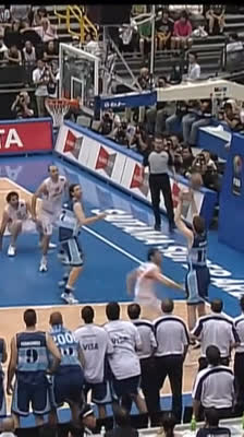 Andrés Nocioni's three-pointer that could have changed the course of history! A nail-biting finale against Spain | 2006 FIBA World Championship