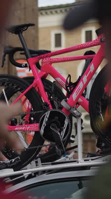 Prezentacja zespołu Burgos Burpellet BH z Włoch