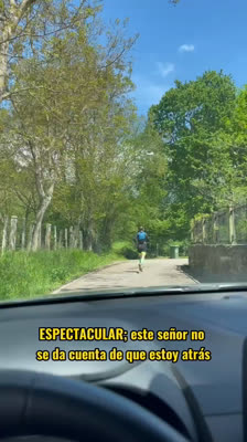 Spektakulært. Rytteren opdagede ikke, at jeg fulgte efter ham.