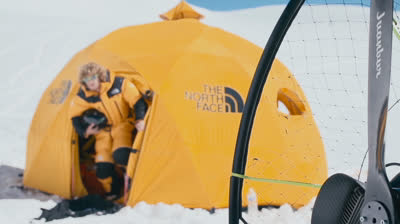 Fly the Summit – Un tentativo di record mondiale sopra il Monte Bianco – Documentario