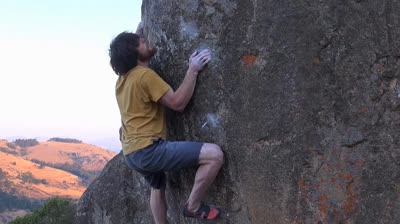 Siyinqaba: estudio técnico de rutas de escalada, morfología del terreno y estrategias de ascenso