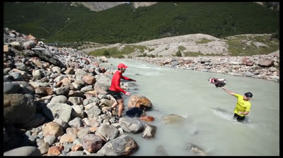 Around Patagonia: löprutt genom sydlig vildmark med den medverkande atleten – Dokumentär