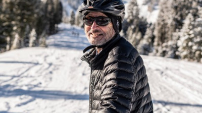 Last Tracks: Le parcours d’Alan Jackson entre accompagnement et engagement physique – Documentaire