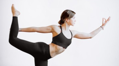 Yoga with Audrey - Episode 2: Forbindelse og flow i vejrtrækning og bevægelse med Audrey Rider – Yoga