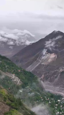 Bestigning av Batokshi-toppen med berättaren · Call of the Karakoram