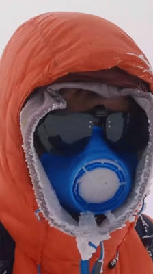 Förberedelser av ett höghöjdsläger · Call of the Karakoram