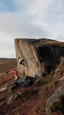 James Pearson berättar hur man klättrar med två barn: Baby Steps