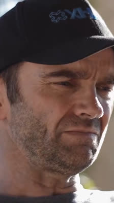 Caroline Livesey shares a special moment during the race: Chasing Life