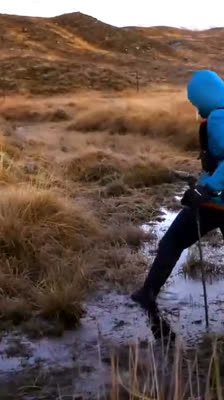 Damian Hall och Beth Pascall slutför running-loppet framgångsrikt: Wrath