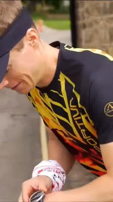 John Kelly påbörjar rekordförsöket på Pennine Way: Totally FKT