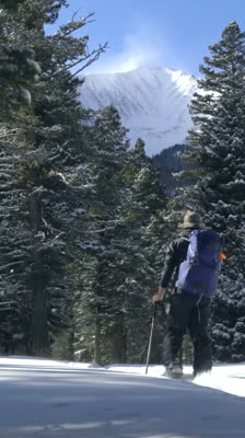 Alex Maier slutför lavinutbildning: Learning to Splitboard the Northern Rockies
