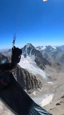 François Ragolski och planeringen av hans skärmflygningsresa · Crossing Dreams