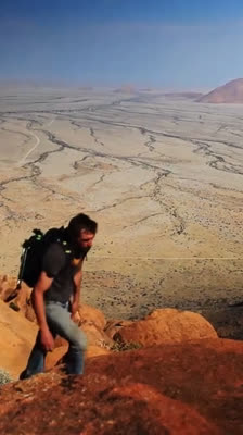Ian Burton och hans team når toppen med känsla av prestation och lättnad: Driven to Despair