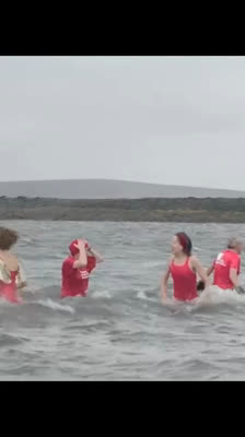 Ursprunget till January Daily Dip: simma för en god sak: Wild Water