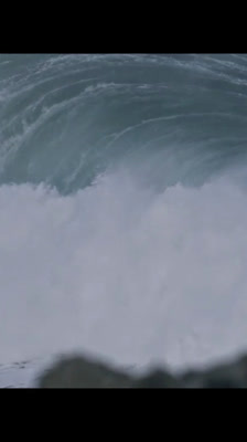 De speciella förutsättningarna för att surfa stora vågor · No Wave Back