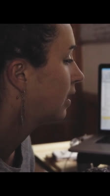 Angie Davis og hendes livsændring efter en tragedie · Double Barrel