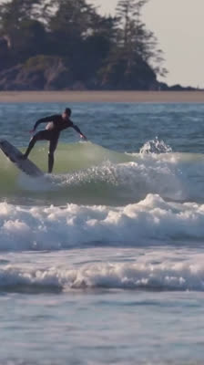 Sam Danniels berättar om surfens spänning och dess påverkan på hans liv · Beyond the Break
