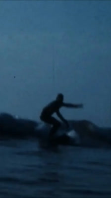 Surfingens början i Bretagne med en grupp vänner: Légendaires