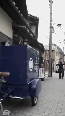 Besöka Japan och upptäcka världen av specialbyggda motorcyklar · The Roost