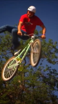 Freeride MTB med Carter Holland, Steve Bafus och Joe Perrizo · Latitudes