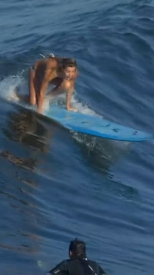 Surfare känner ett djupt behov av havet och naturen under nedstängningen · Suspension