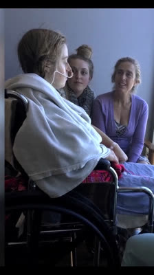 Der Genesungsprozess von Jamie Crane-Mauzy nach ihrem schweren Skiunfall · MoCrazy