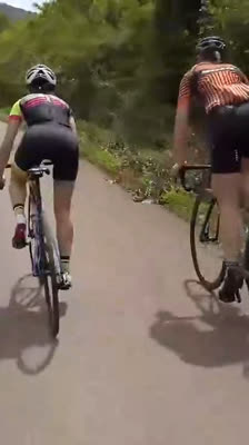 Cykling og personlig udvikling med Lisiane Toneta og Débora Nass · 4 Days 4 Mountains