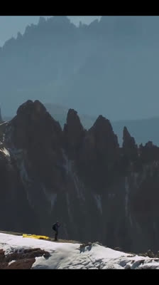 Gefühl von Freiheit und Freude beim Fliegen: Playing with the Invisible