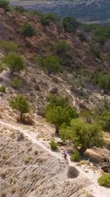 Aldrig at give op i sport og nyde livet med cyklisten og skiløberen Jacques Houot · The Frenchy