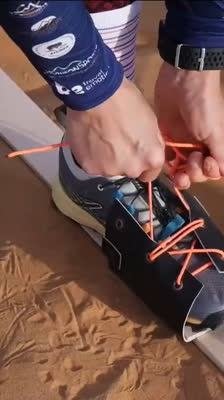 Beginn der Sand-Ski-Herausforderung bei XCSS Climate Can't Wait · A Desert Skiing Epic