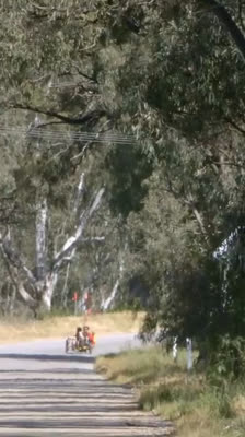 Příprava na závěrečný výstup na adaptovaných kolech na horu Kosciuszko · Lowest to Highest