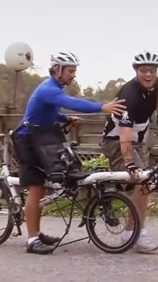 Lidská cesta Dominica Gilla napříč USA: Take A Seat