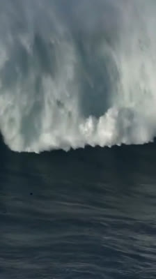 Garrett McNamara surfs a perfect wave in Nazaré · The North Canyon