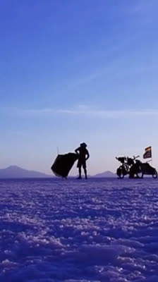 Viaje en bicicleta tándem de Dominic Hill de Reino Unido a Sudamérica · Take a Seat