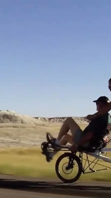 Terapeutisk sykling med Kelly Lane og Dominic Hill · Take a Seat