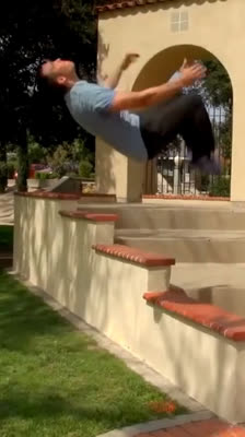 Il parkour come filosofia di vita con Paul Whitecotton · People in Motion