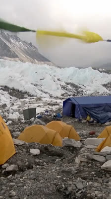 La Muerte de Thomas Hummer en el Himalaya con Simone Moro: I-VIEW