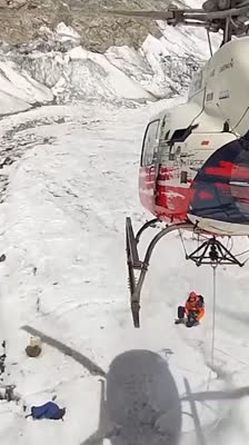 El Rescate a 7.800 Metros en el Everest de Simone Moro: I-VIEW