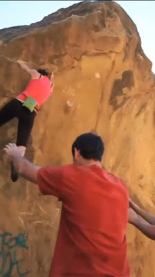 Guy Keesee da la bienvenida a nuevos escaladores en la comunidad de Stoney Point · Stoney Point