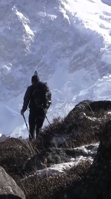 Trekking in Kangchenjunga and progression on the Yalung Glacier with Mario Vielmo · Kangchenjunga