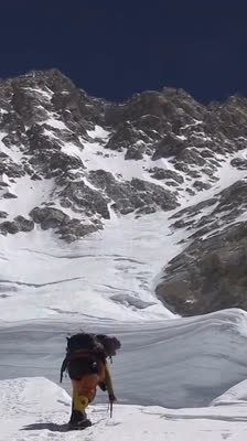 Spectacular views of Kangchenjunga during the expedition with Mario Vielmo · Kangchenjunga