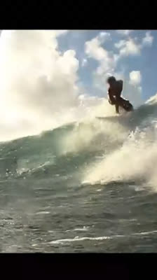 Preparándose para un viaje por mar entre olas y aventuras compartidas: A Surfers Dream