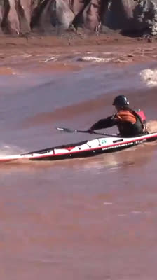 Relato personal de kayak en el río de mareas de la Bahía de Fundy con Chris Lockyer y Justine Curgenven · The Bay of Fundy