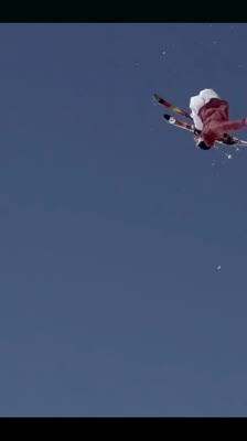 Freestyle skiing in Avoriaz with Quentin Ladame, Guillaume Sbrava and Robin Romera · Hangout