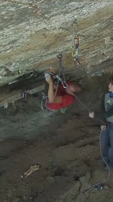 Bouldering and climbing in Cuba with Enzo Oddo and Cédric Lachat · Rockin' Cuba