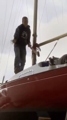 El sueño en solitario de Nick Jaffe: Between Home