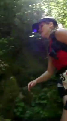 Ultramaratón Western States 160 km resistencia física y mental de Ashley Lindsey · Solstice