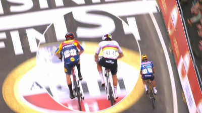 Pogacar ataca, Evenepoel responde… y Skjelmose remata en Amstel Gold Race 2025 - SIN COMENTARIOS - Sonido ambiente