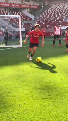 Sesión de entrenamiento en El Molinón Enrique Castro Quini
