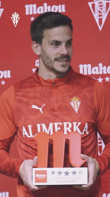 Eric Curbelo jugador 5 estrellas de diciembre de Mahou